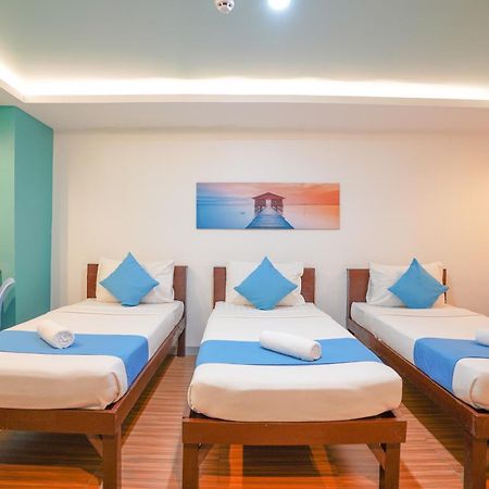 Arzo Hotel Premier Makati City Екстериор снимка