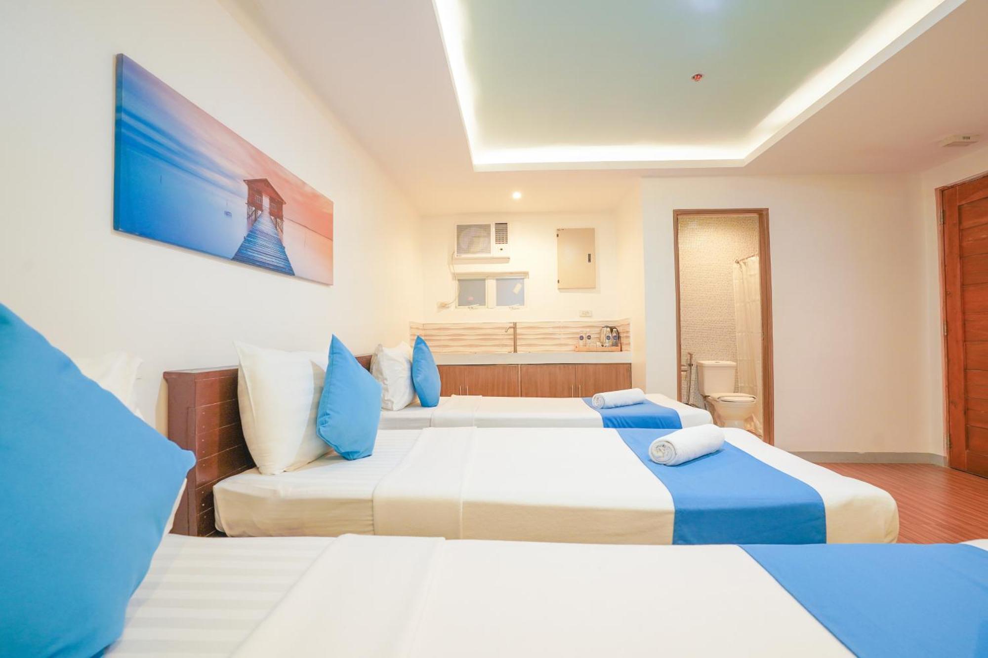 Arzo Hotel Premier Makati City Екстериор снимка
